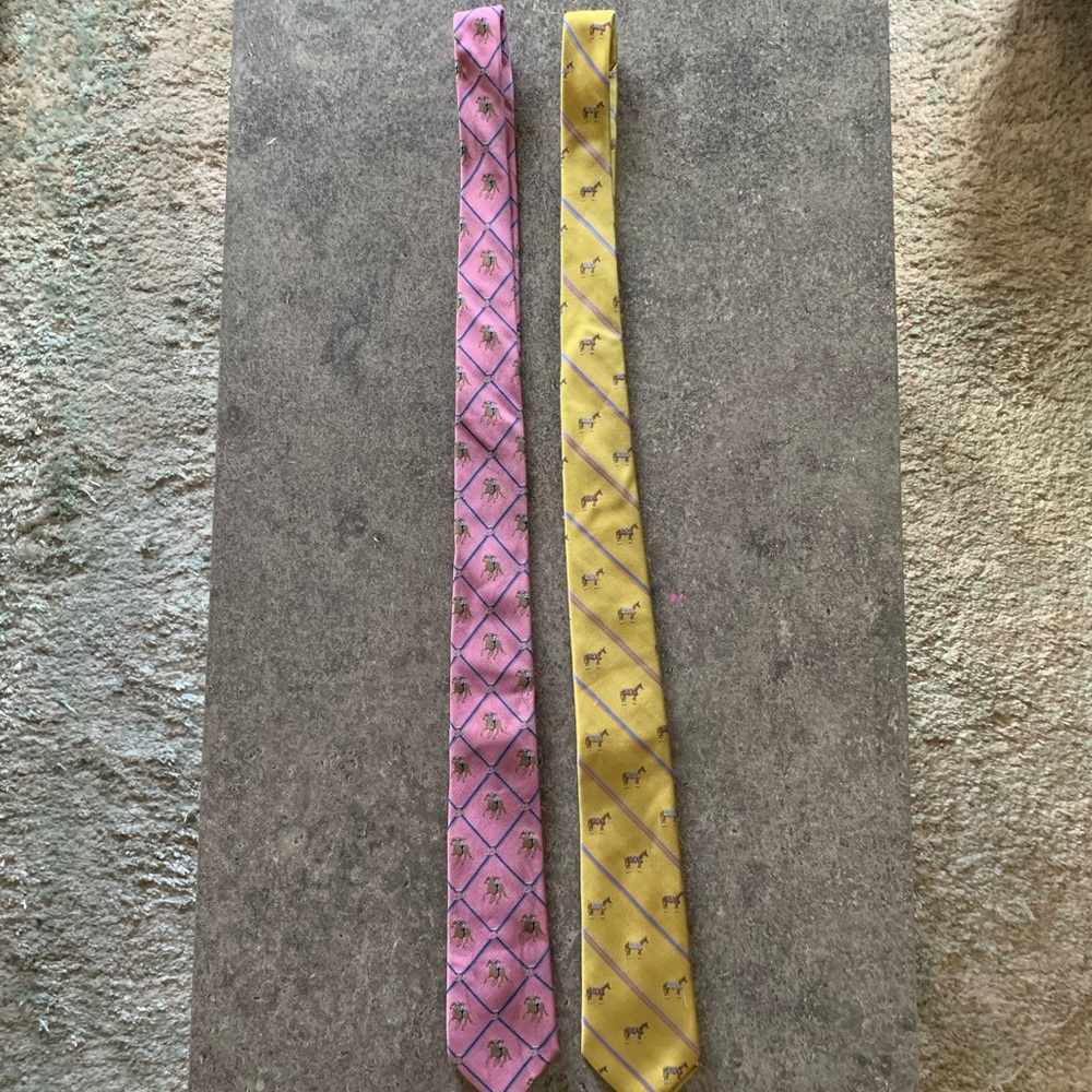 Men Horse Embroidered Ties (2total)